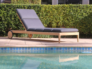 Airlie Outdoor Sunlounge