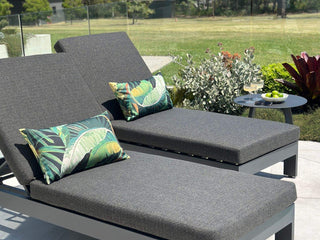 Anjuna Outdoor Sunlounge in Charcoal / Graphite 4.