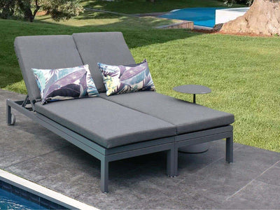 Aspen Outdoor Sunlounge in Charcoal / Sooty 6.