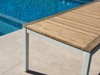 Barcelona Outdoor Dining Table in White / 290x100cm - close-up.