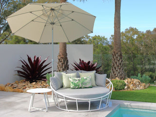 Bora Round Outdoor Daybed in White / Grey Chine 6.