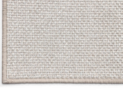 Cancun Outdoor Rug in Natural - close-up.