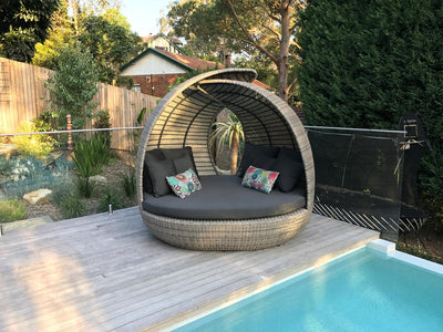 Lotus Outdoor Daybed in Moonscape / Canvas Coal 3.