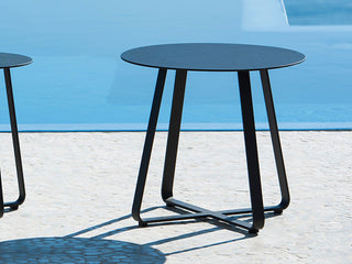 Elko Round Outdoor Side Table in Charcoal / 60cm