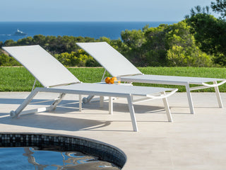 Hydra Outdoor Sunlounge in White 1