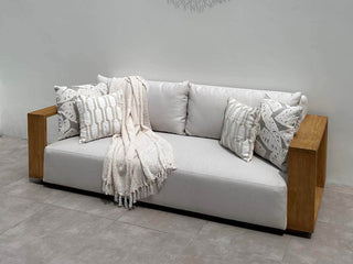 in Teak / Natte Oyster / Float Coffee Table_9