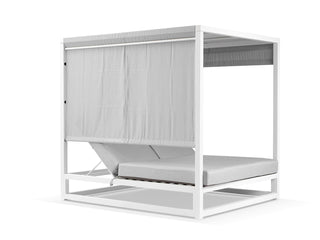 Luxor Outdoor Daybed in White 5.