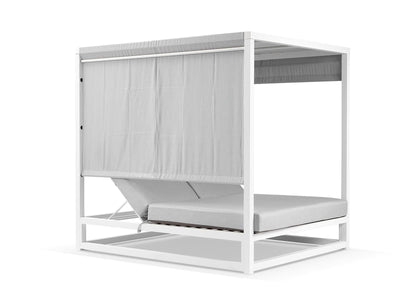 Luxor Outdoor Daybed in White 5.