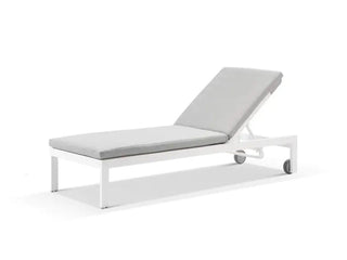 FLOORSTOCK SALE - Monarch Outdoor Sunlounge_1