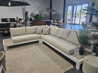 FLOORSTOCK SALE - Aspen 6 Seater Outdoor Platform Lounge_1