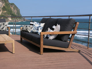 Venlo Outdoor Lounge in Sooty / 3 Seater 2.