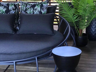 Purist Outdoor Daybed in Charcoal / Sooty 5.