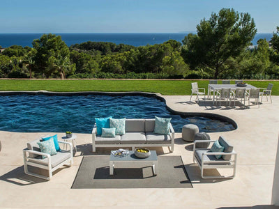 Mona Extension Outdoor Dining Table in White / C22 4.