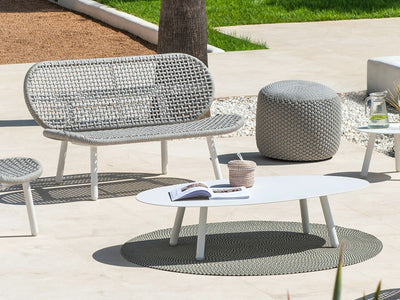 Skate Outdoor Lounge in White 2.