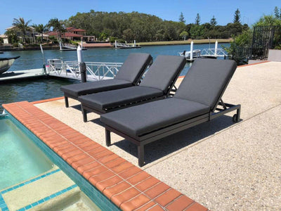 Aspen Outdoor Sunlounge in Charcoal / Sooty 3.