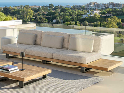 Truro Platform Outdoor Lounge in Tundra Rye / 3 Seater