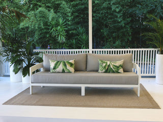 Ubud Outdoor Lounge in White / Grey Chine / 3 Seater