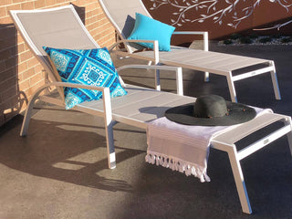 Verde Outdoor Sunlounge in White
